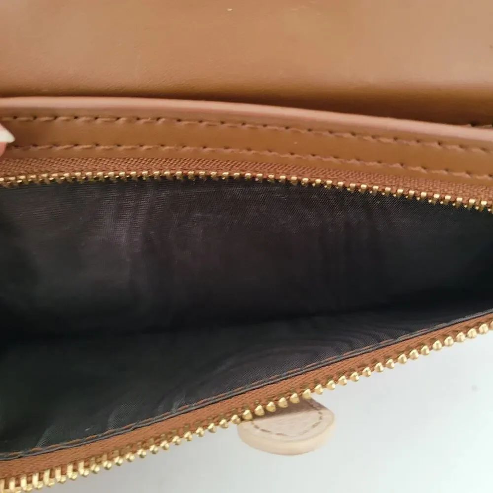 Furla Sofia Grainy Leather‎ Wallet Large Italian Bifold Large Orange Long Design